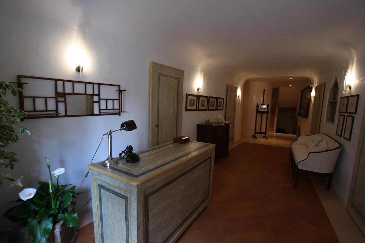 Palazzo Santinelli Bed & Breakfast Sant'Angelo in Vado Exterior photo